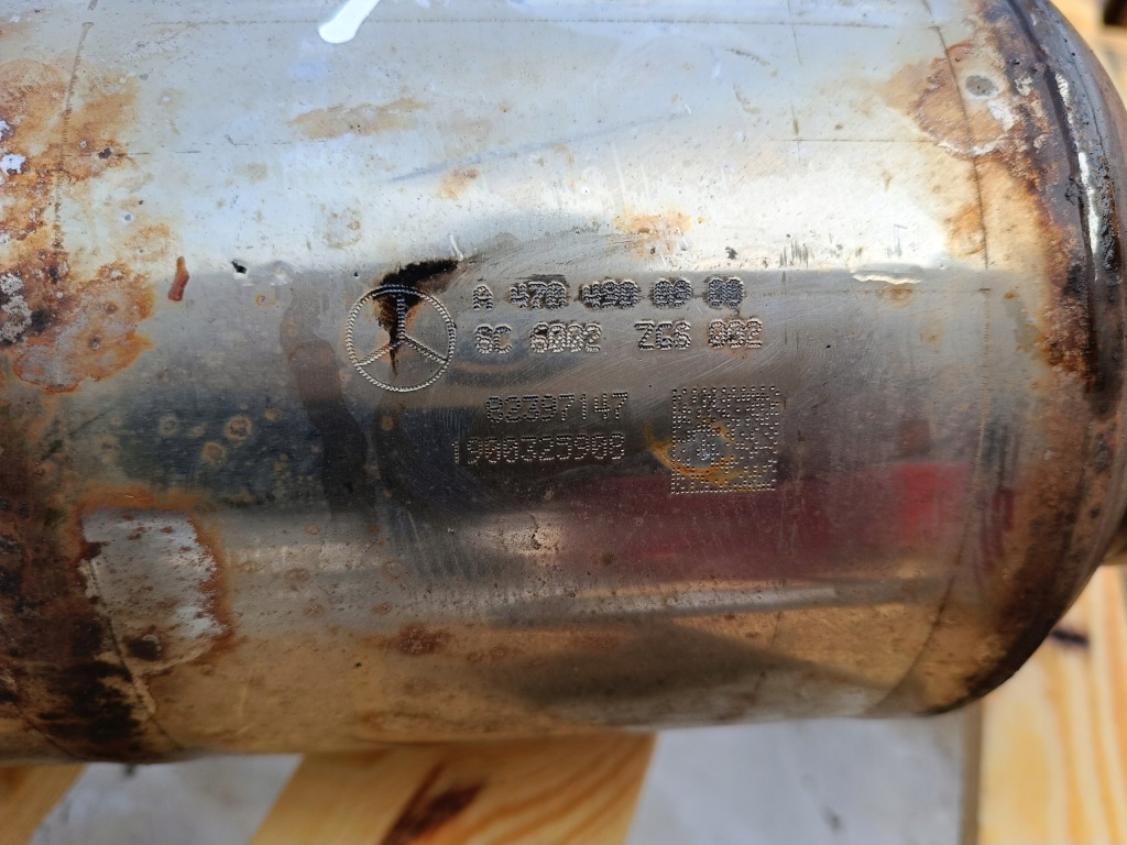 Вихлоп гасник каталізатор mercedes x klasa w470 3.0 cdi a4704900900 Зі Шроту