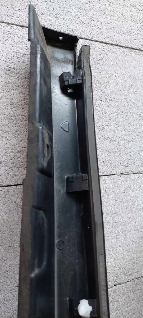 фото №2, Vw t-roc 2021 молдинг порог правая 2ga853856b поцарапанный