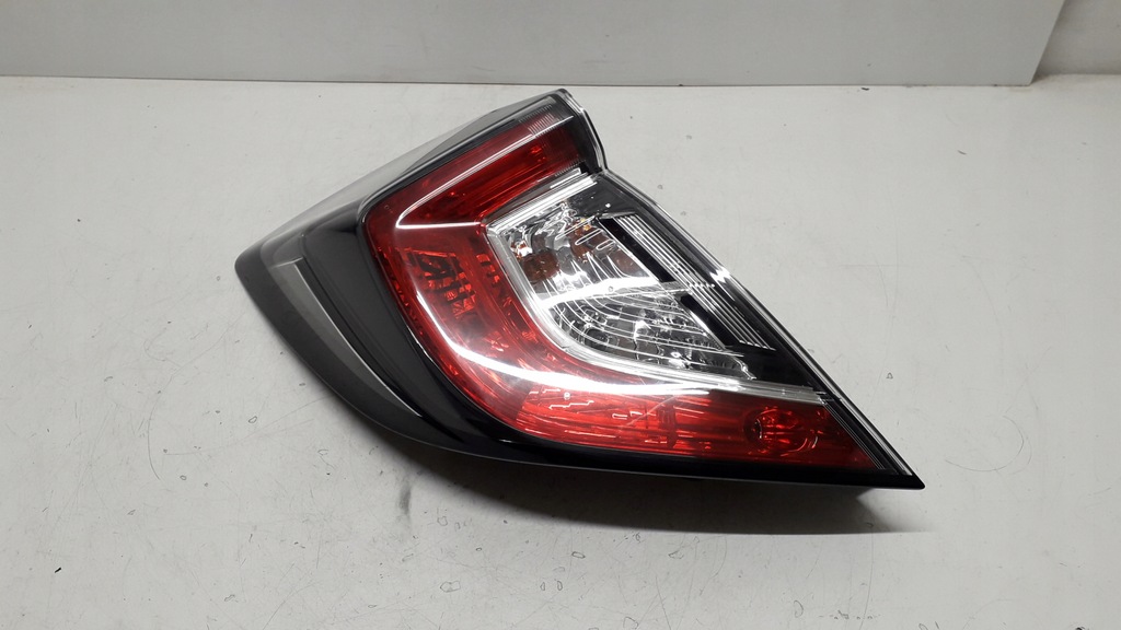 фото №8, Honda civic 10 x hb 15- лампа левая задняя led