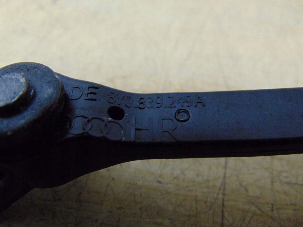 фото №8, Ограничитель дверь audi a3 8y 2020- 8y0839249a