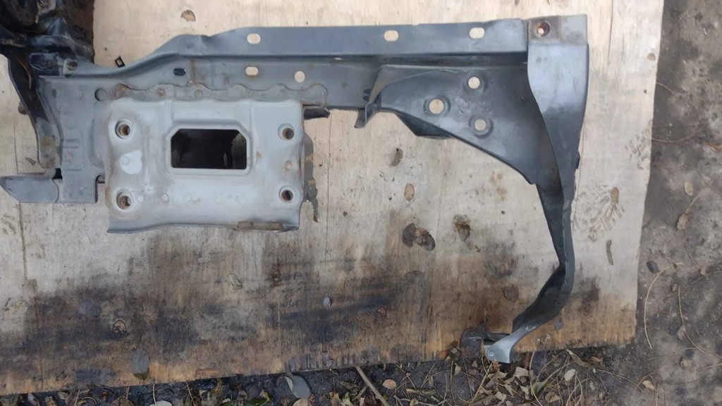 фото №10, Toyota corolla verso ar10 2007 балка усилитель передние