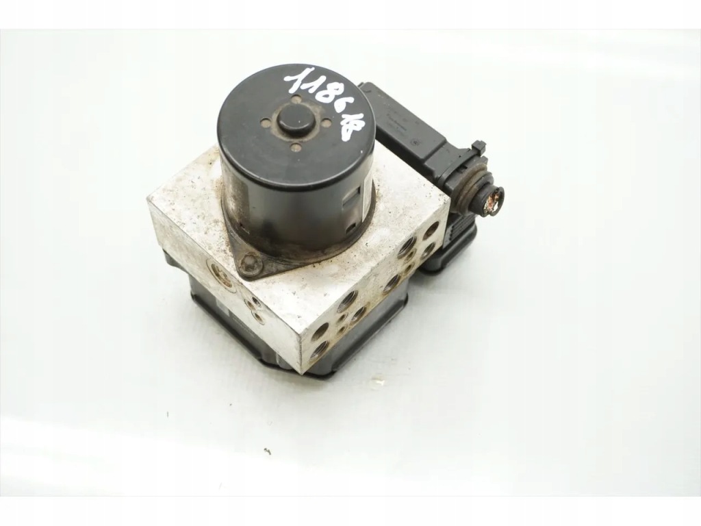 Купити Vauxhall insignia насос abs 2.0 cdti дизель 118kw 160 hp 22757649 2011