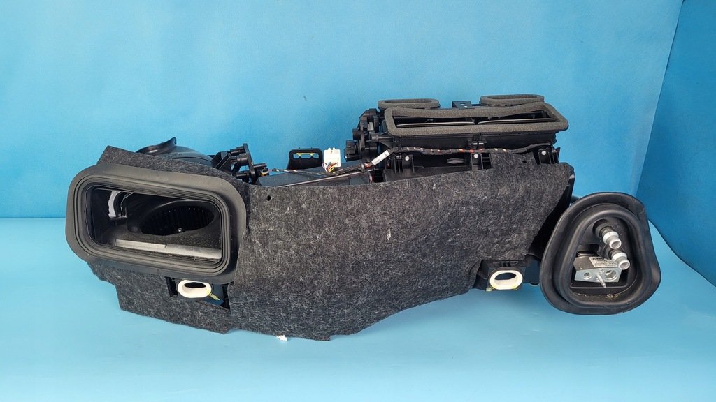 фото №1, Mercedes w206 отопитель воздуходувка a2548305701