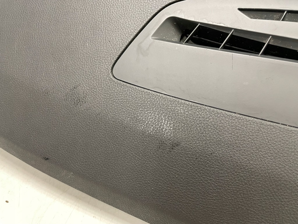 фото №15, Панель приладів консоль bmw 2 grand tourer