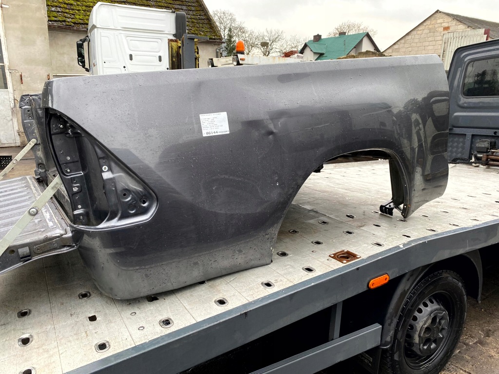 фото №4, Toyota hilux viii 15r- багажник кузов коробка передач задняя крыло правый задний