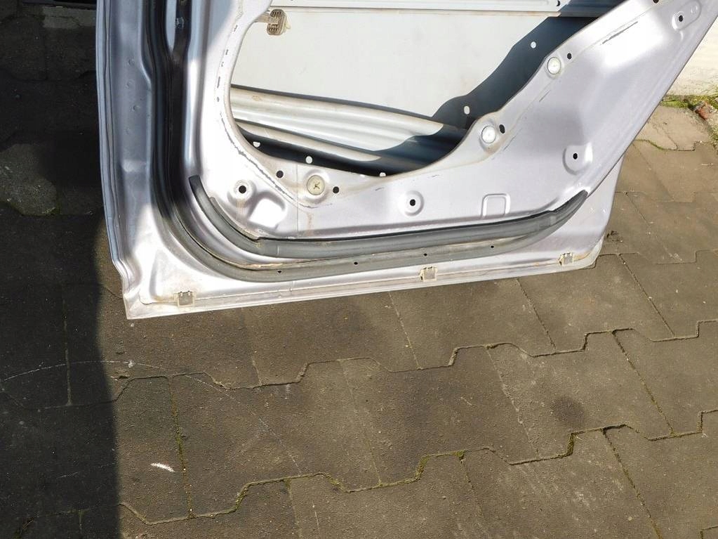 фото №7, Mazda 6 2.0d 2006r hb дверь правый задняя