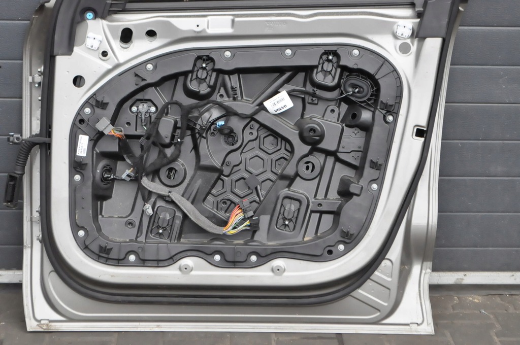 фото №7, Volvo xc40 2018- дверь правый перед правое передние 727