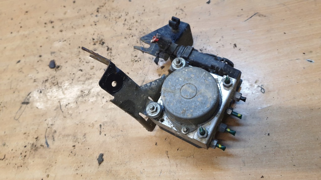 фото №1, Dacia sandero i насос abs 1.4