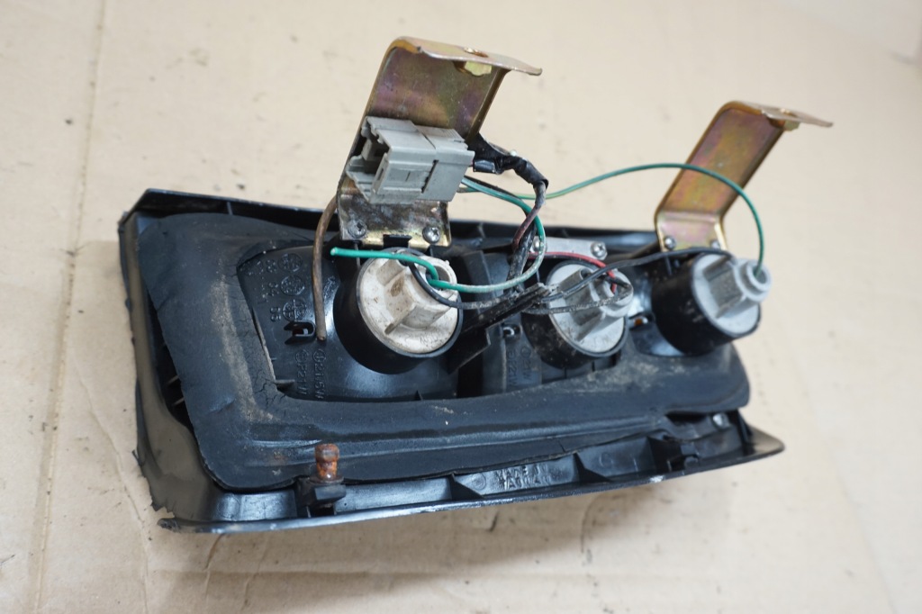 фото №10, Patrol лампа левый задняя задняя крыло gr y61 97-04