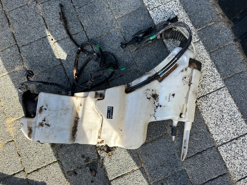 Lexus ls500 ls бачок омивача kompletny в Україні