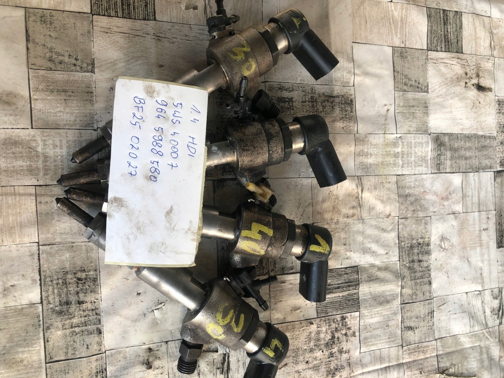 Комплект wtrzyskiwaczy 1.4 hdi 9645988580 в Україні