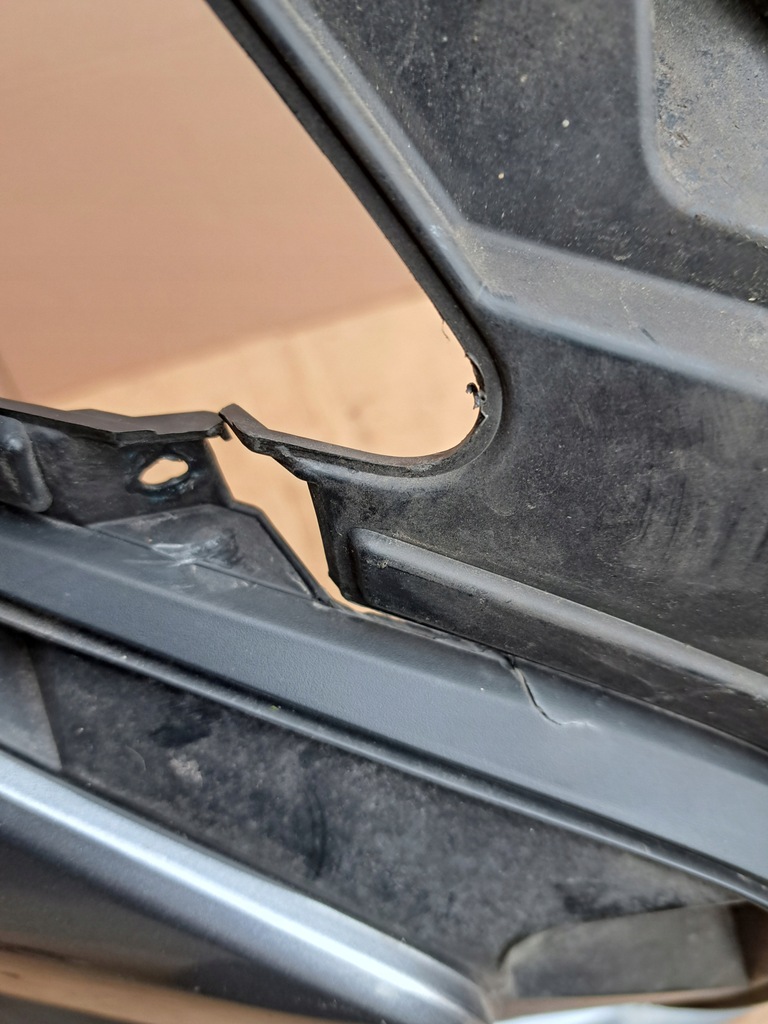 фото №9, Mitsubishi space star ii бампер передній