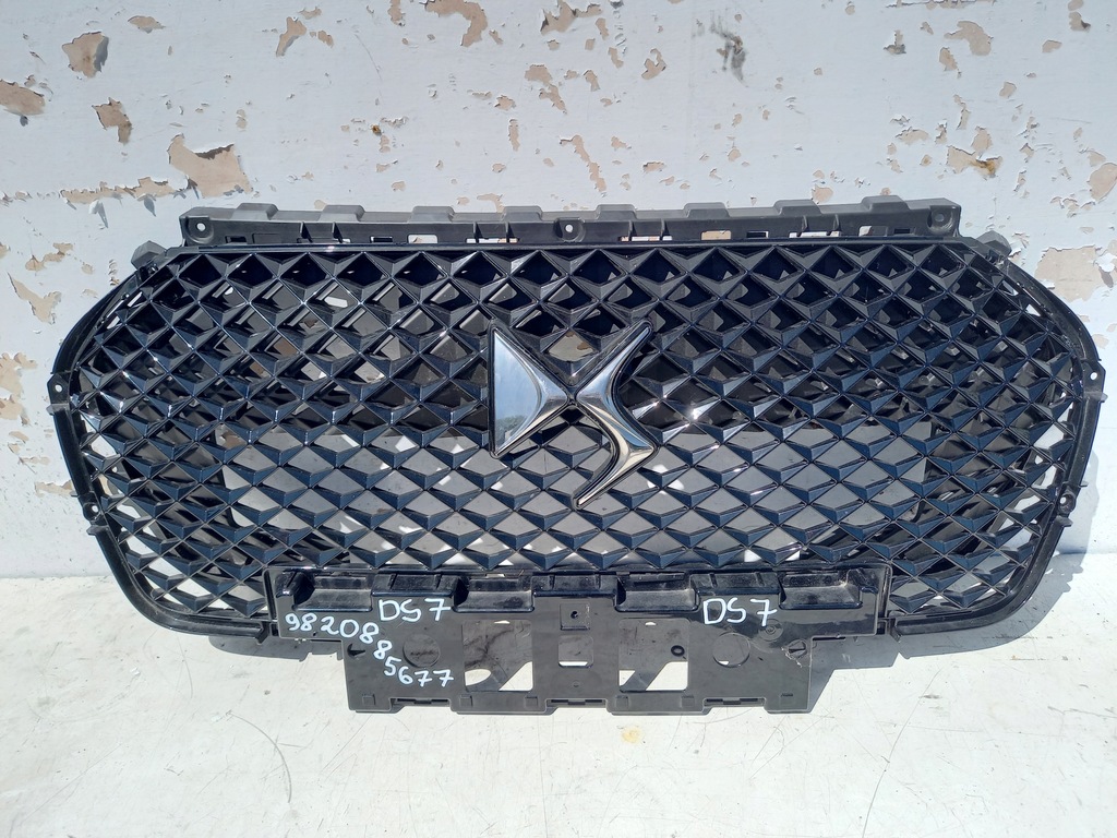 фото №1, Решётка радиатора решётка радиатора citroen ds7 9820885677