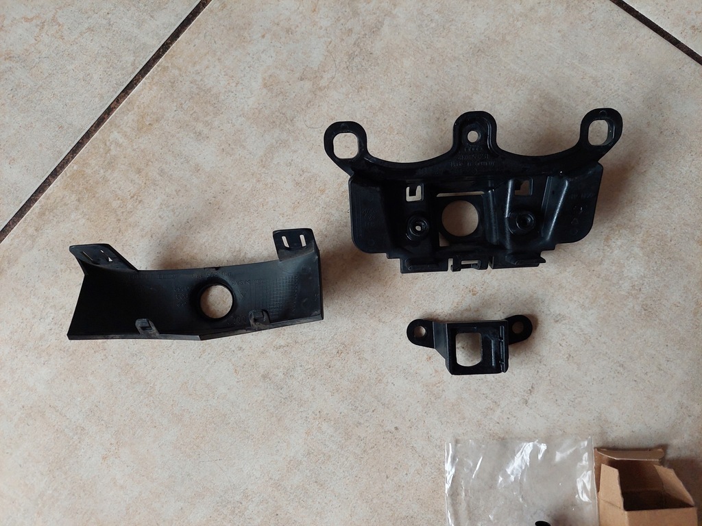 фото №7, Камера перед - кронштейн - audi a6 c8 - 4k0 - 2018