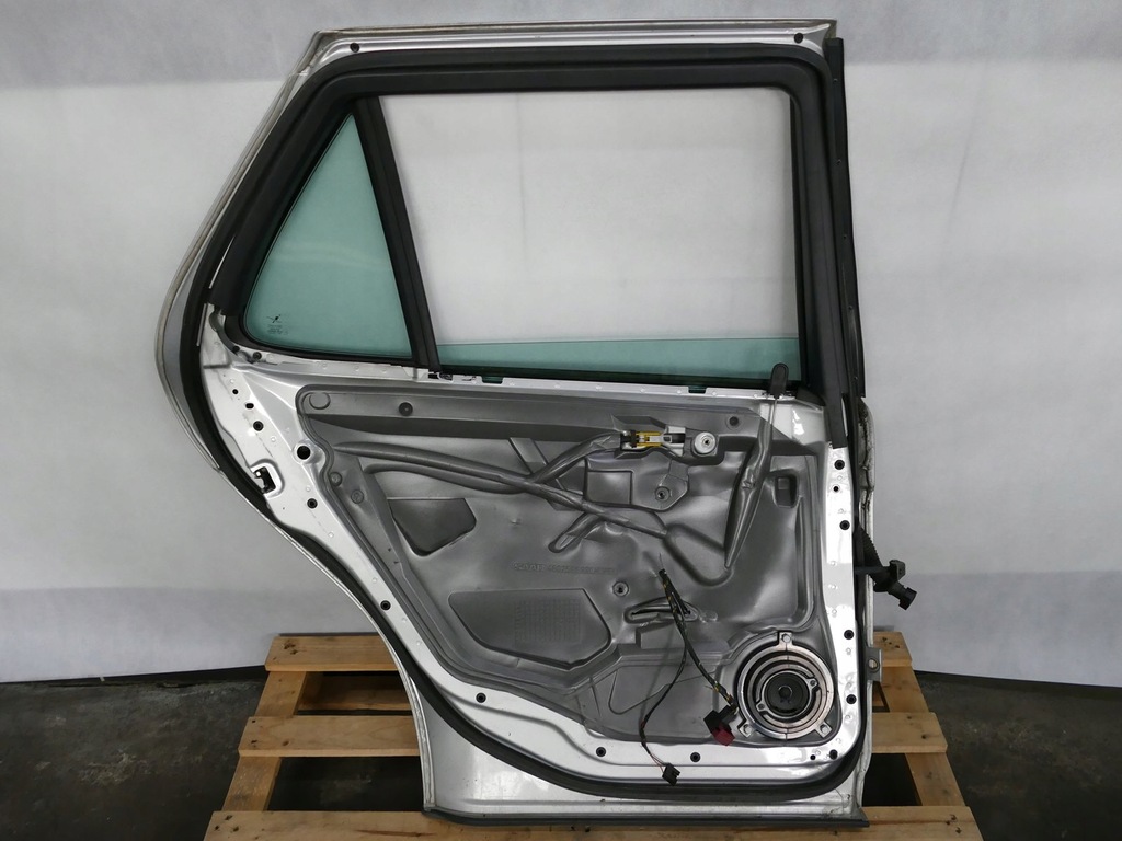 фото №14, Saab 95 9-5 kombi дверь левый задняя левая задние 268