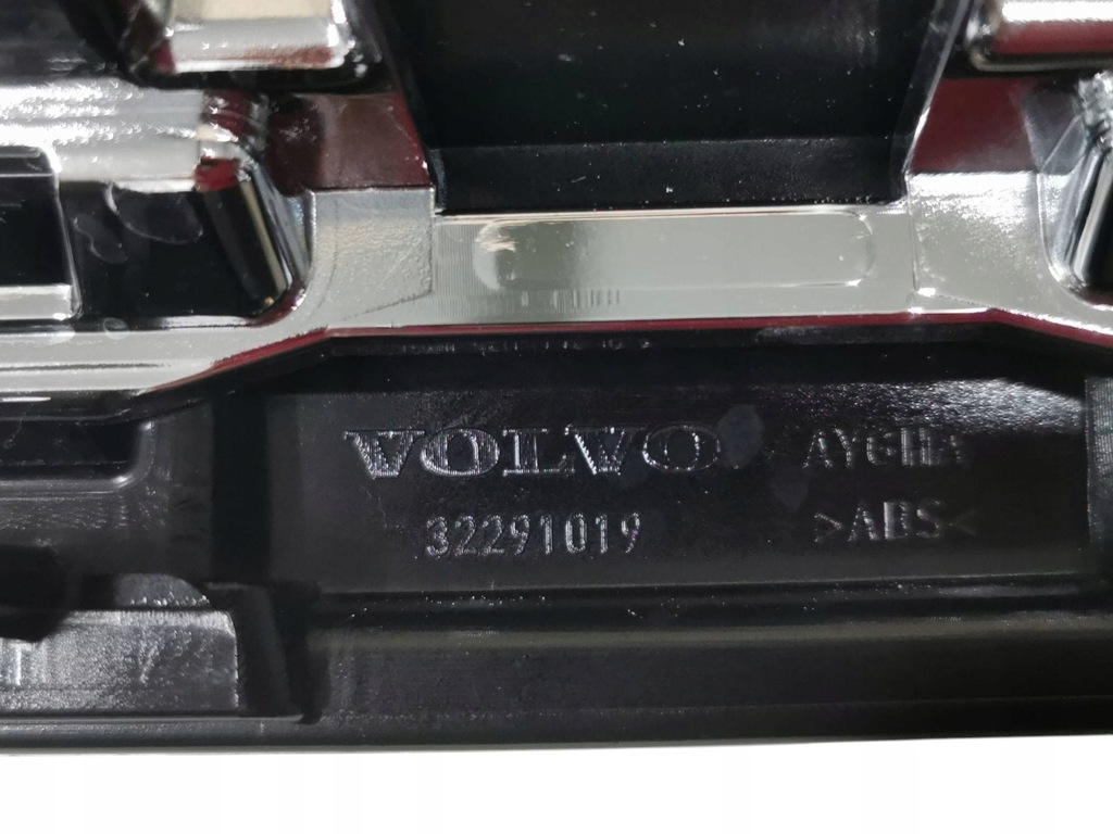 фото №16, Решётка радиатора, решётка радиатора volvo xc-60 ii lift