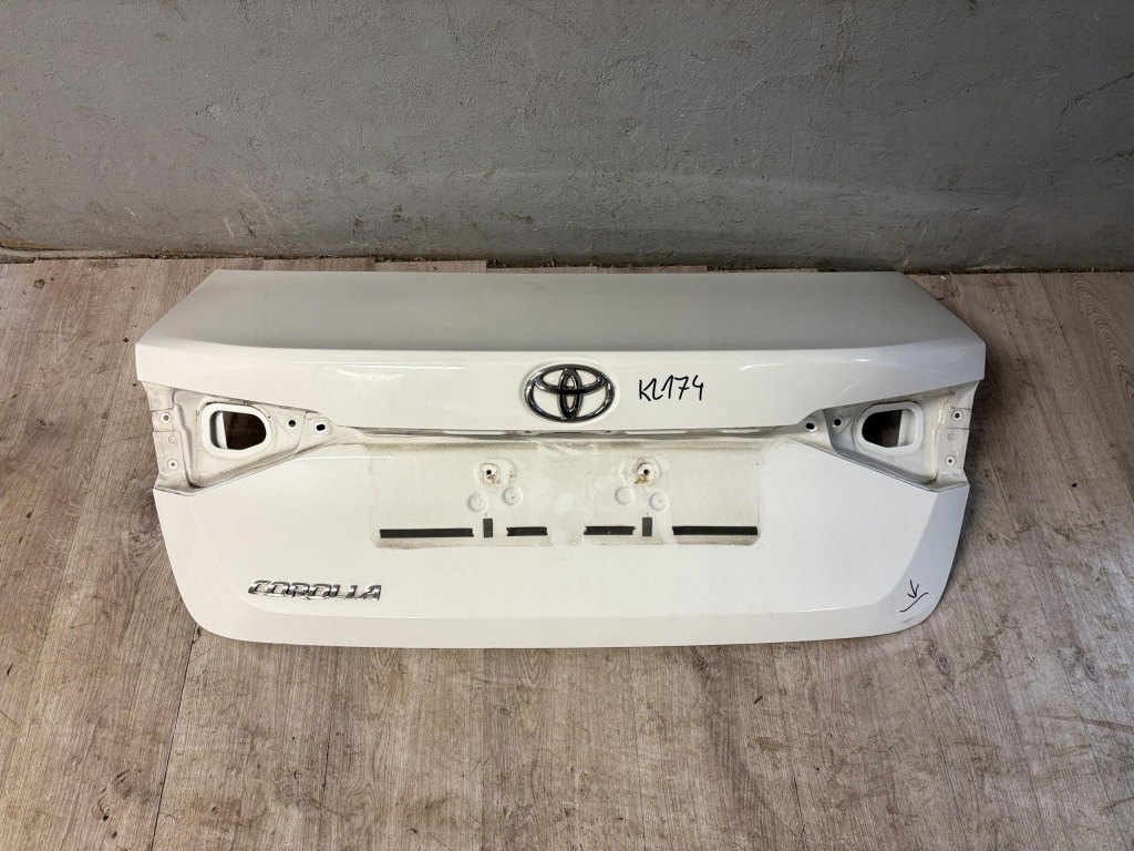фото №1, Toyota corolla e21 sedan кришка багажника багажника задня