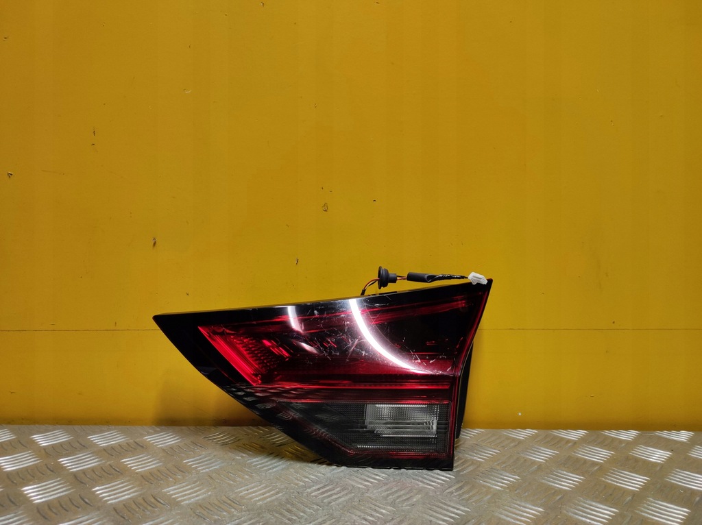 фото №1, Nissan rogue 2021-2022 лампа крышки задняя правая usa