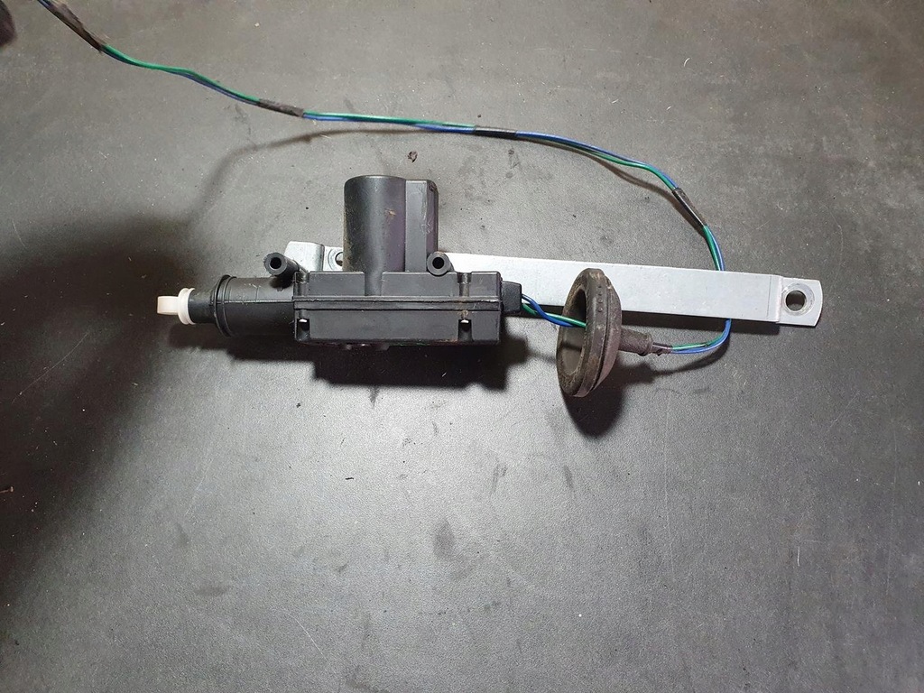 фото №10, Автомобиль skoda fabia i kombi привод замка центрального помпа левый задняя