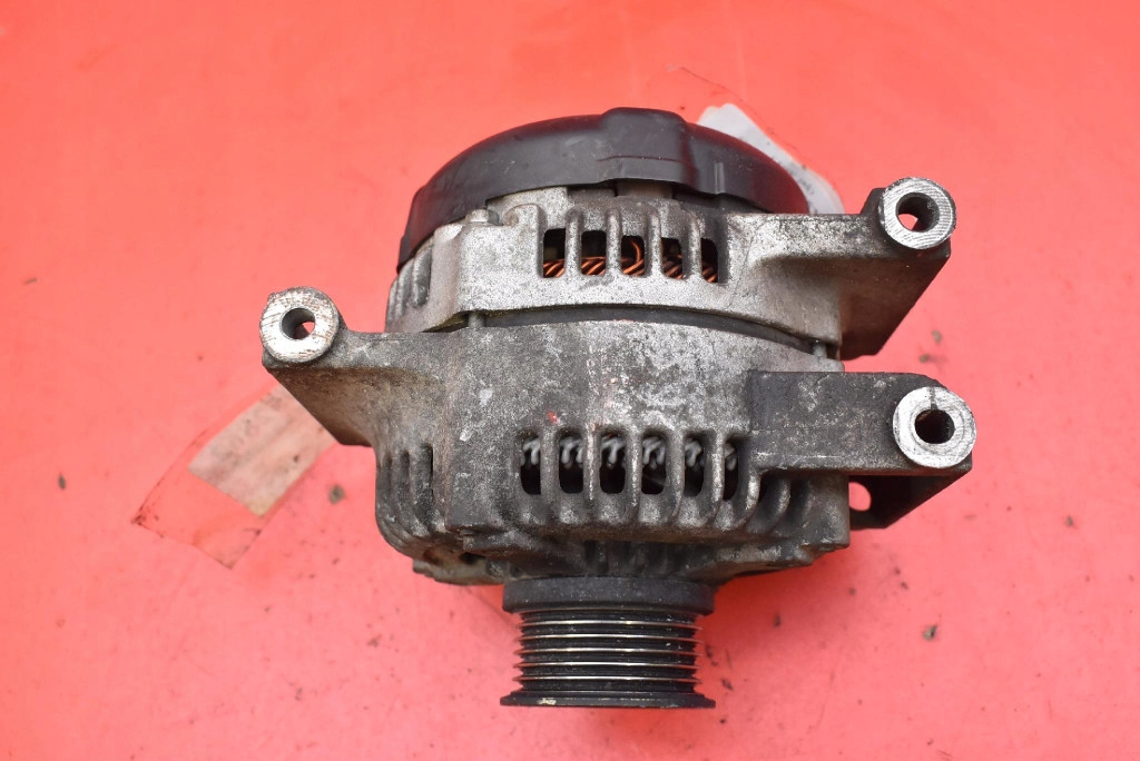 Генератор 13587304 opel astra 5 v k 1.6 t 200 km 15-20 Киев