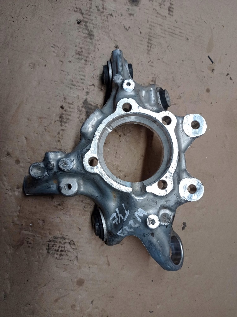 фото №1, Поворотный кулак задняя mercedes w223 s-klasa оригинал