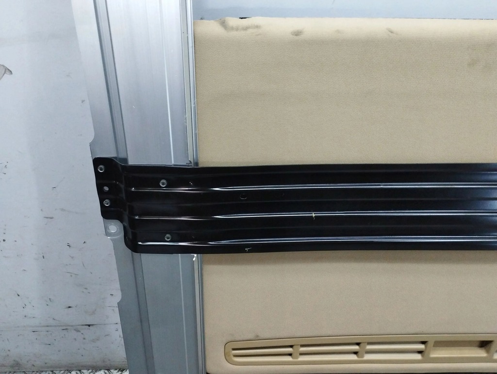 фото №10, Mercedes-benz ml w164 2010 люк комплект