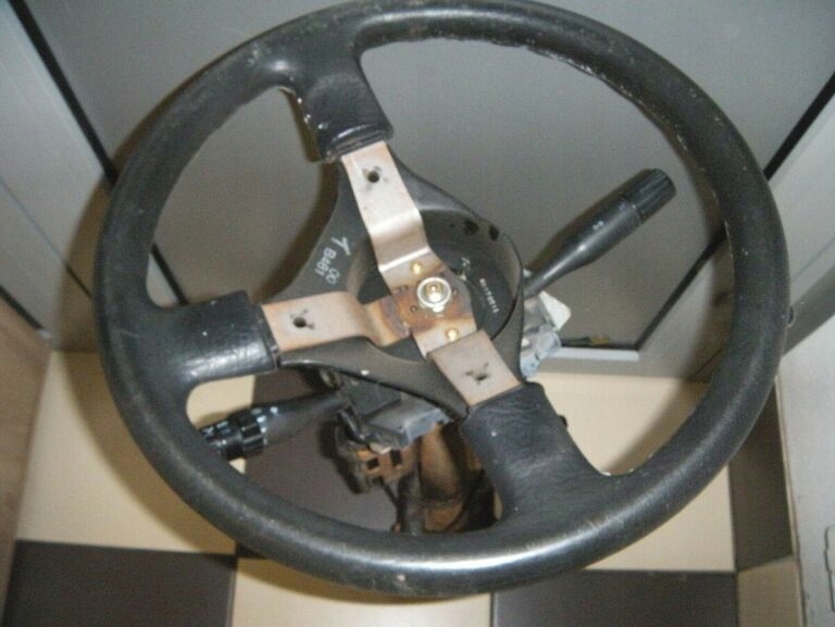 фото №9, Колонка кермова mazda 323f