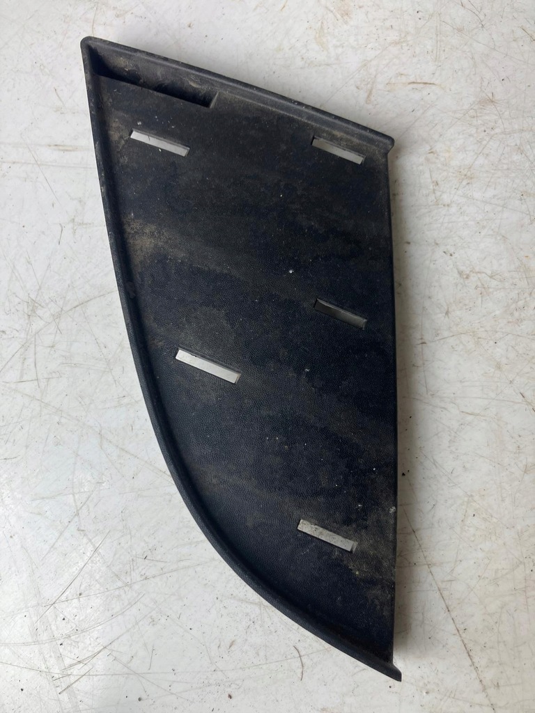 фото №1, Заглушка бампера правый перед renault scenic iii 623110004r