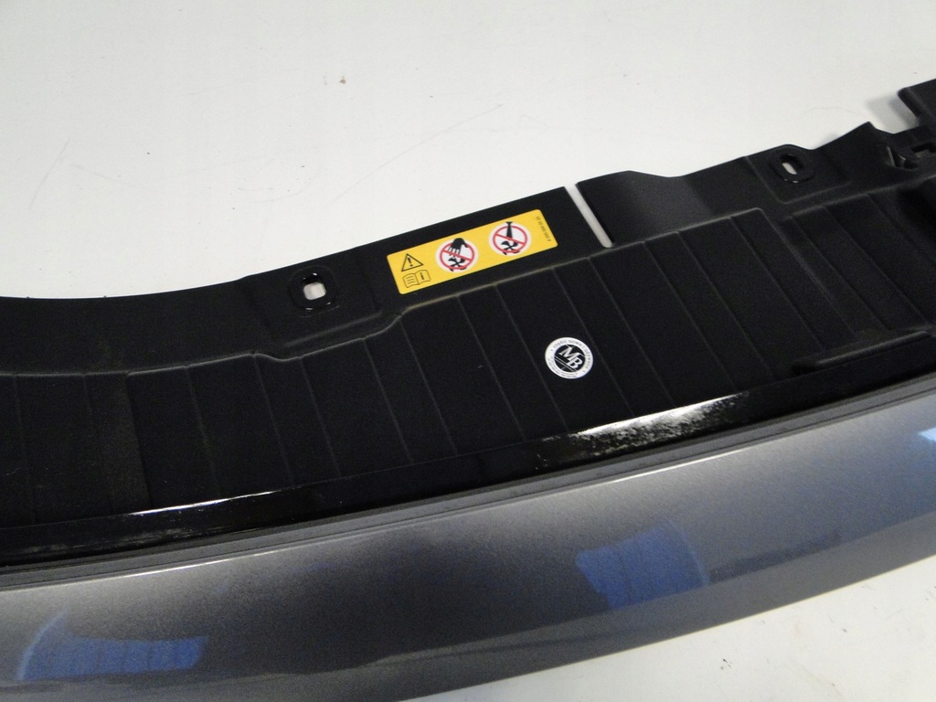 фото №6, Mercedes góra бампера передній eqb 243 x243 a2438802002