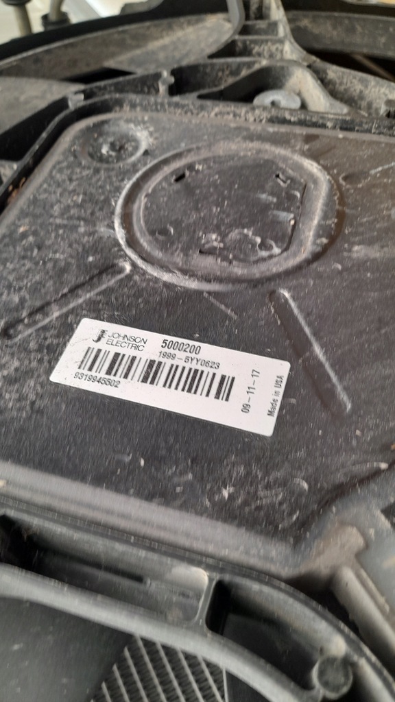 фото №8, Dodge ram iv 3.6 13- радіатор вентилятор 52014609aa usa