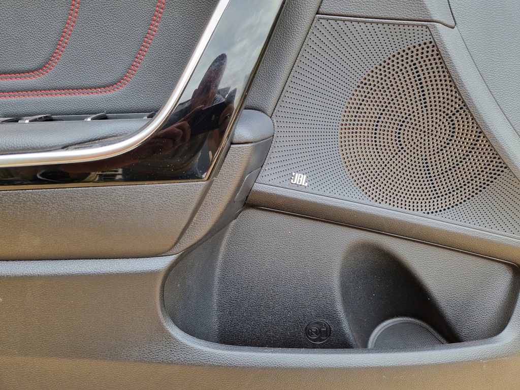 фото №4, Оббивка двері ліва перед kia ceed iii gt line