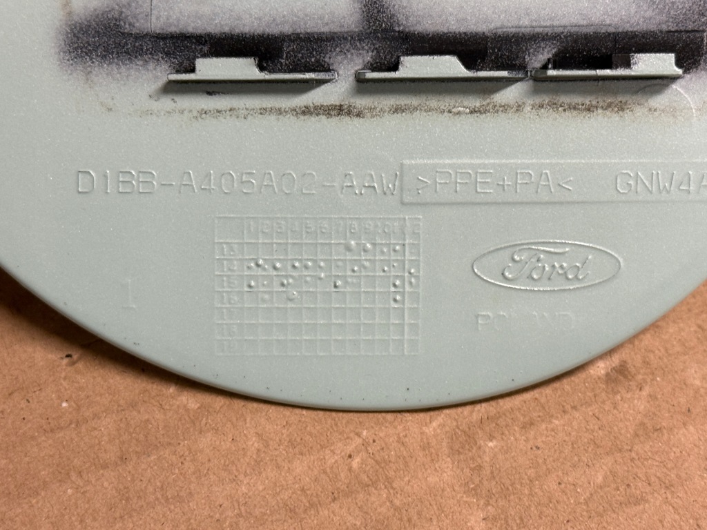 Ford fiesta mk7 рестайлінг  2012-2017 кришка заливної пального bohai bay mint Оригінал