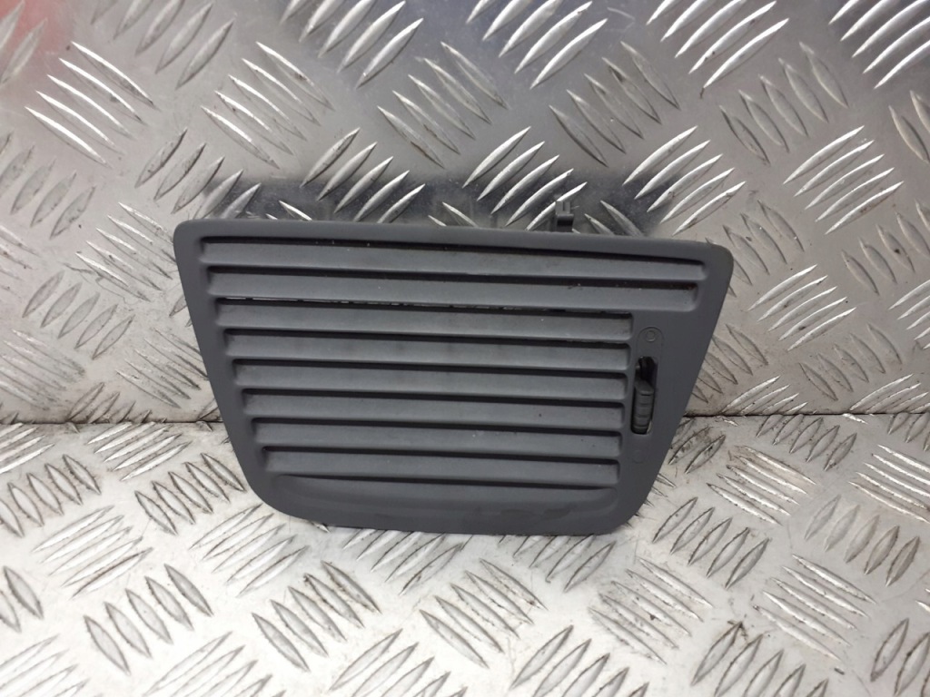 фото №1, Решётка жабо rover 400