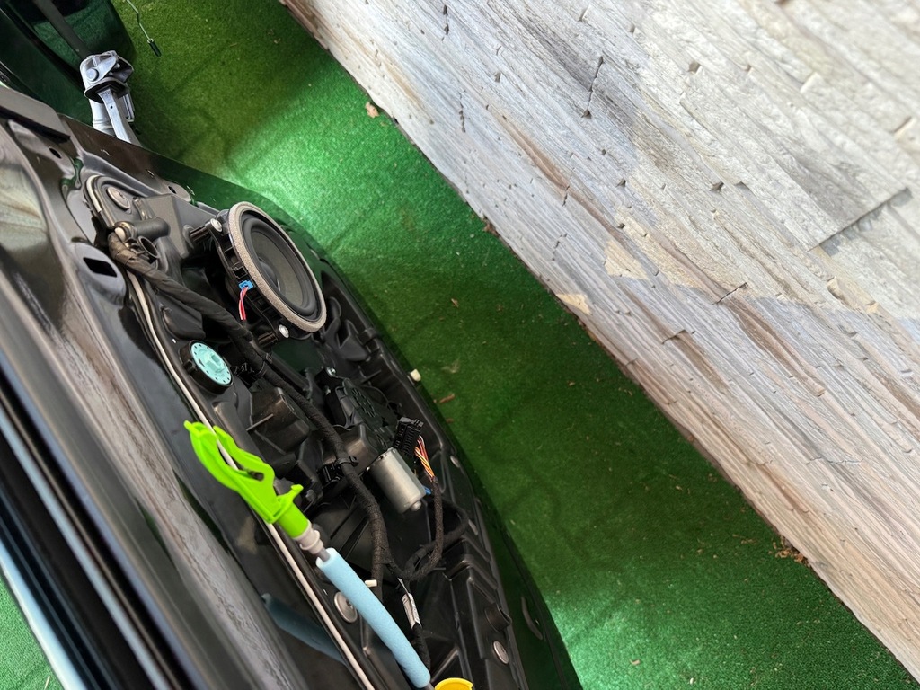 фото №8, Дверь bmw x1 u11 475 black