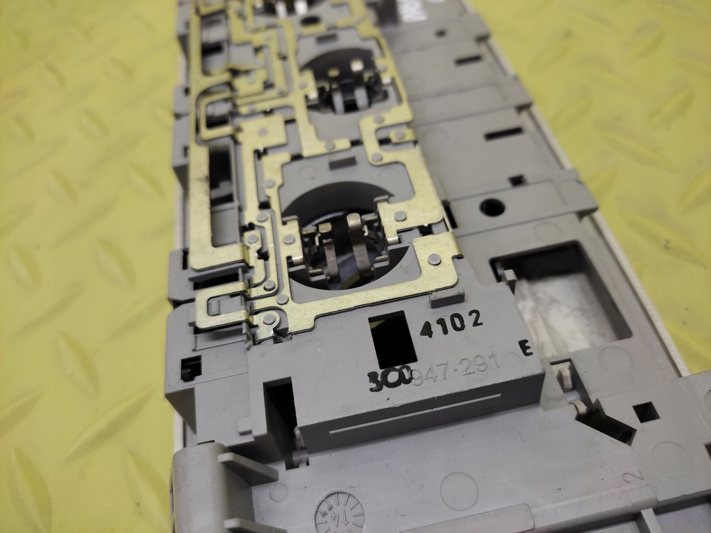 фото №7, Vw passat cc лампа освещение кабины 3c0947291e