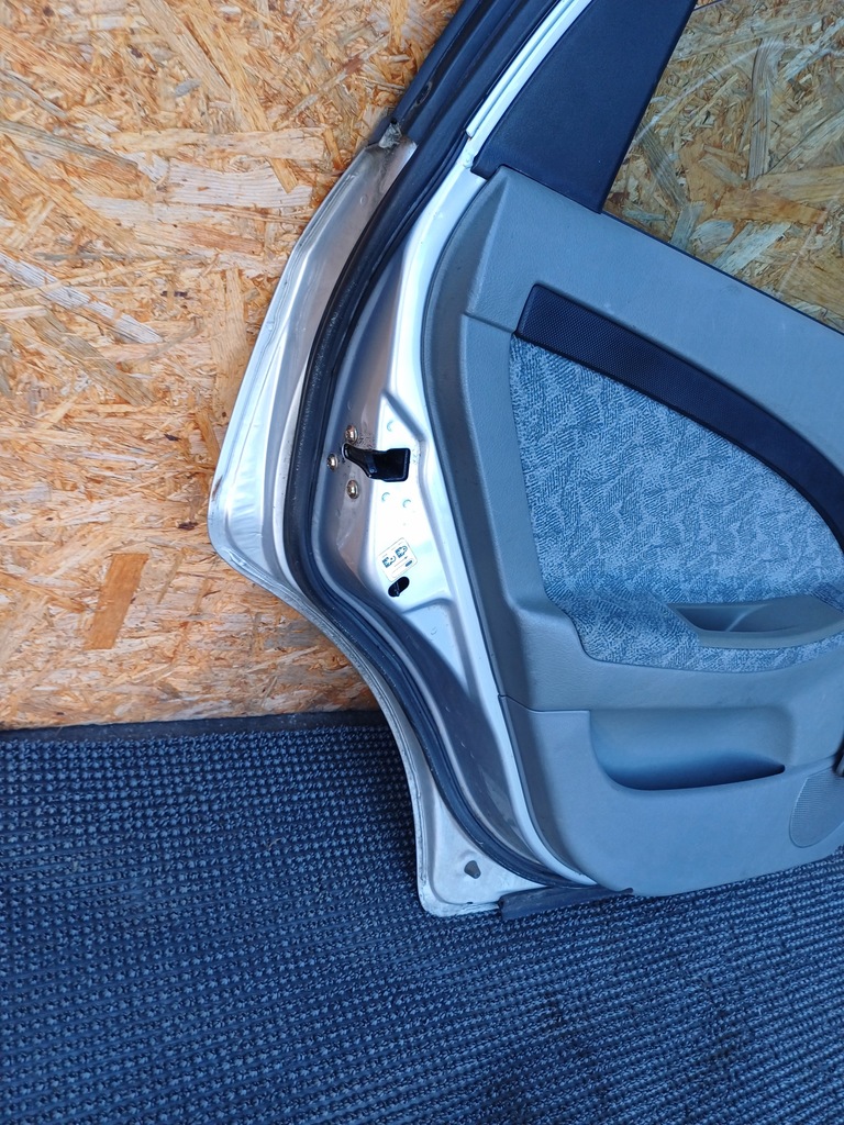 фото №10, Chevrolet lacetti дверь левая задние левый задняя полный 92u