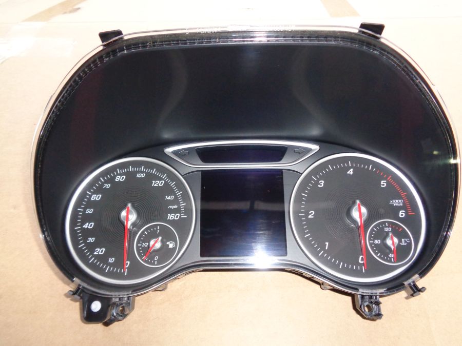 фото №1, Mercedes a w176 lift счетчик приборы cdi mph mile