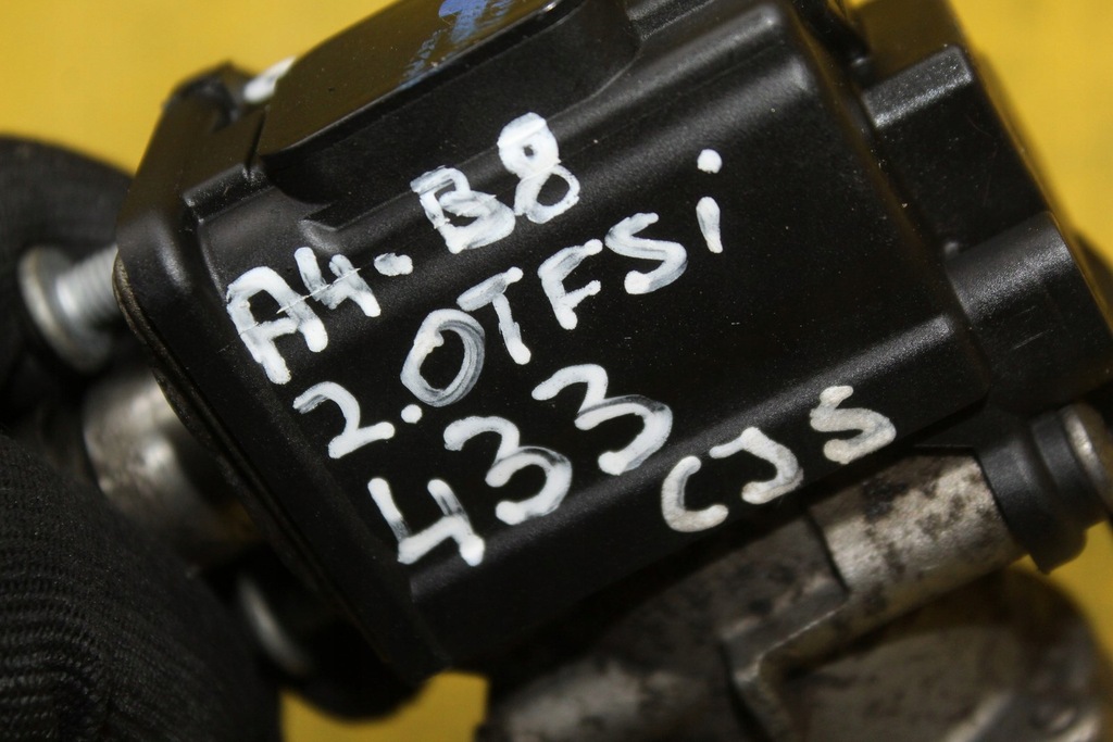 фото №9, Клапан блок керування турбіни 06k145725r a4 b8 1.8tsi