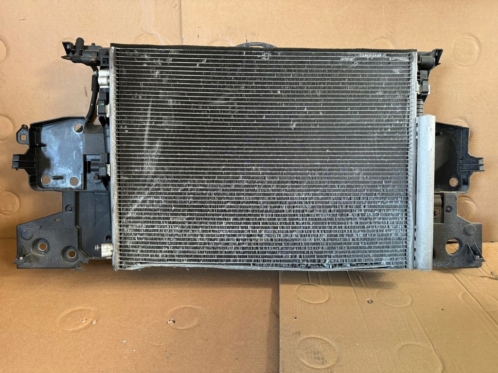 фото №1, Pas передний радиатор renault fluence ze