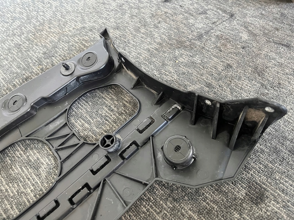 фото №11, Ford transit courier 1.0 eco 21r напрямна кронштейн бампера лівий задня оригінал