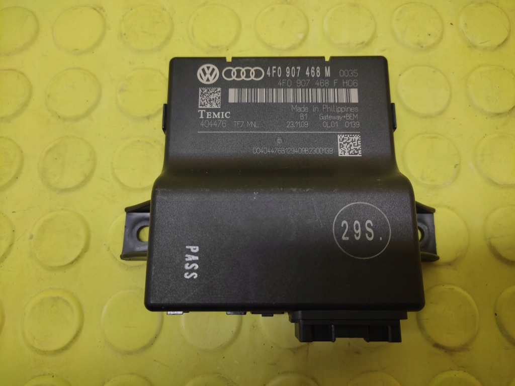 фото №1, Audi a6 c6 блок управления модуль 4f0907468m