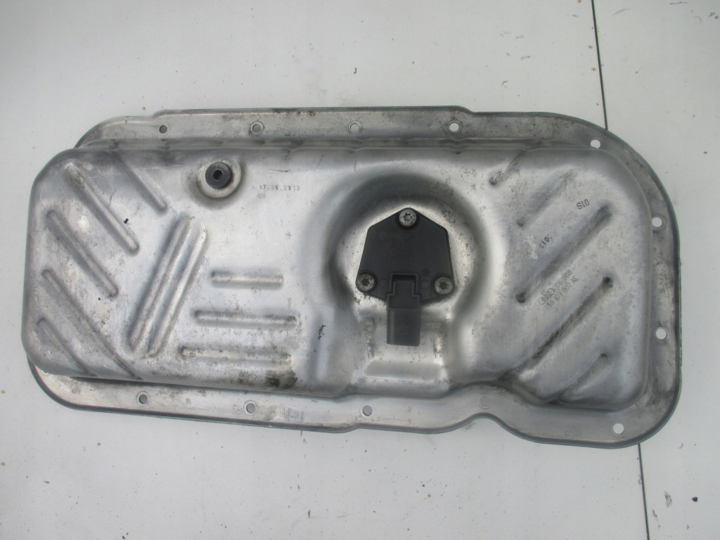 Audi a8 d4 a6 c7 a4 q5 q7 3.0 tdi поддон масляная картер датчик масла Цена