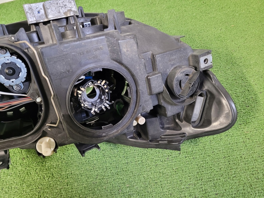 фото №7, Bmw x1 e84 lci lift лампа левая bi ксенон левый 7290239 фара europa