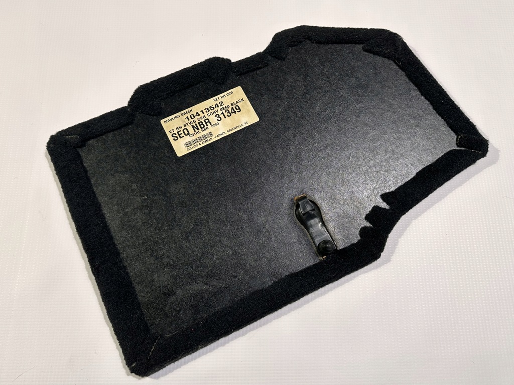 фото №5, Защита крышка обшивка багажника правая chevrolet corvette c5 1997 - 2004