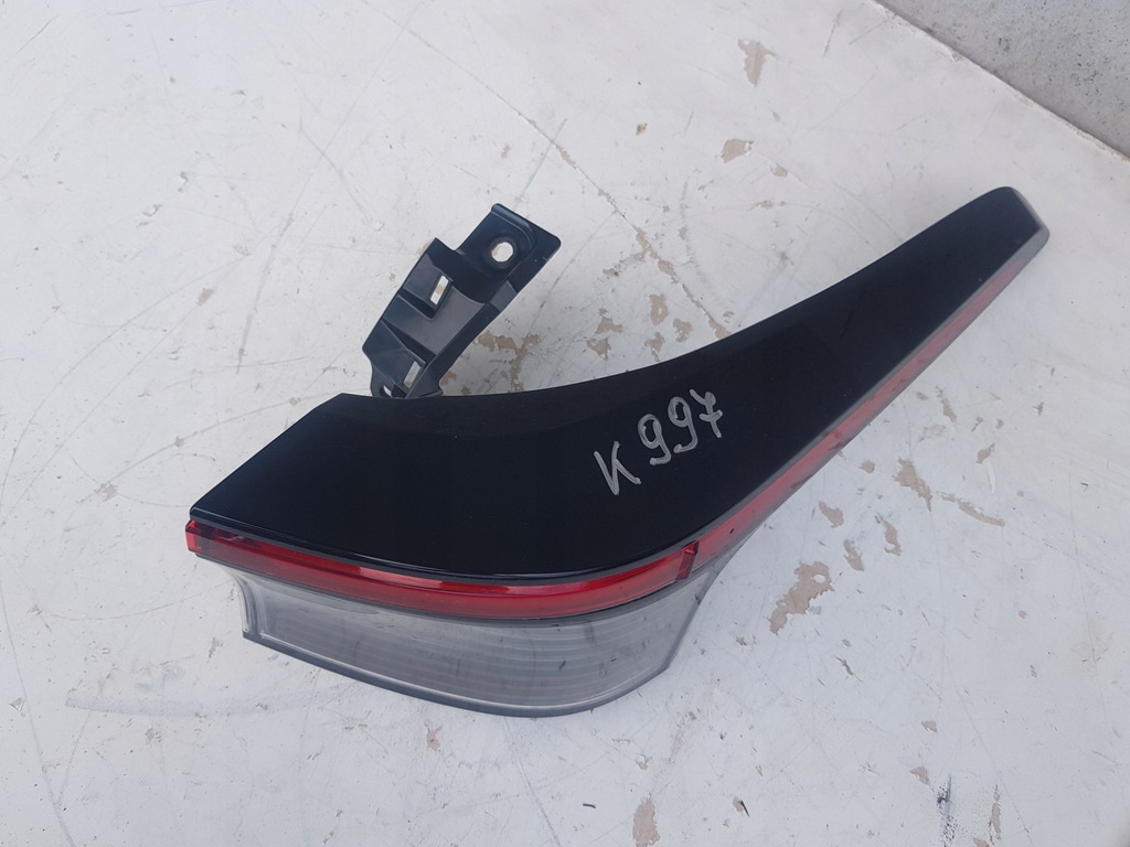 фото №2, Лампа задня задня toyota bz4x