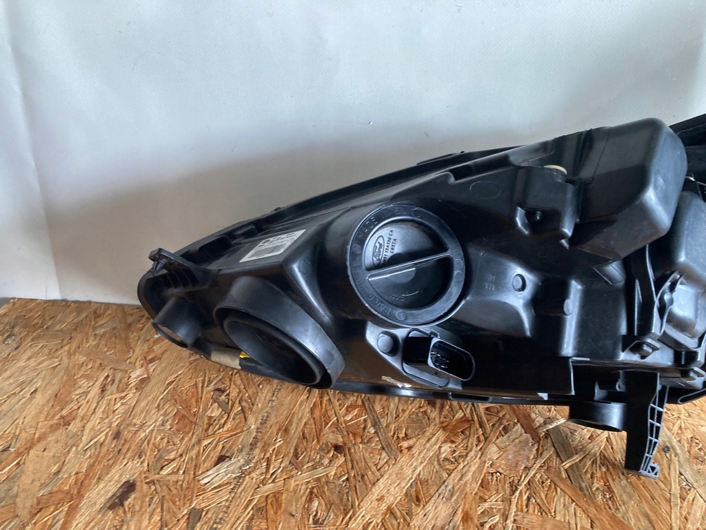 фото №10, Лампа передня ford c-max 10- am5113w029af