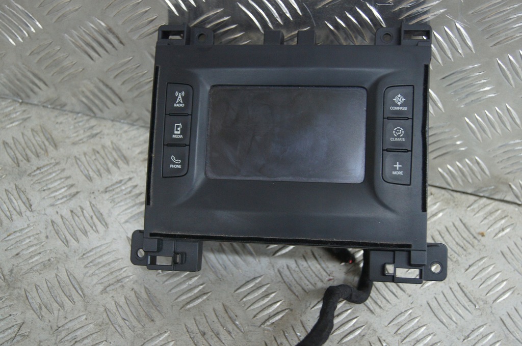 фото №1, Dodge charger lift радио экран 68241517ac