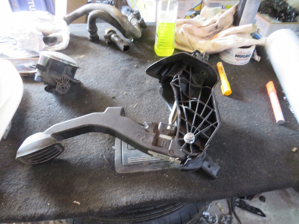 фото №1, Педаль сцепления 9676728880 peugeot