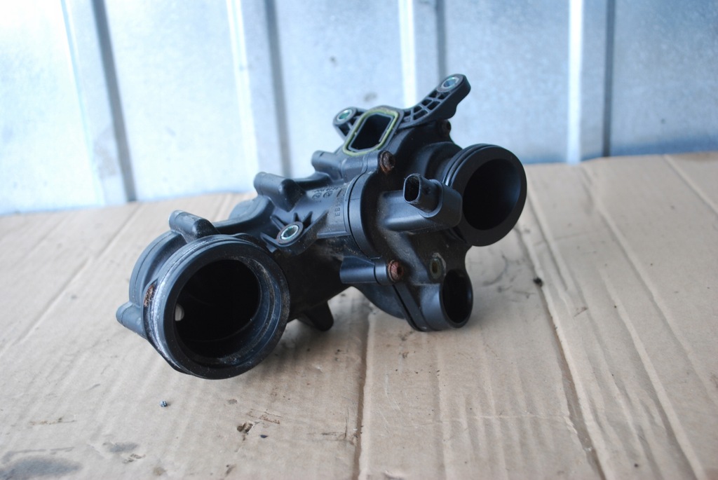 фото №1, Корпус термостата audi 3.0 tdi crt 059121111bk