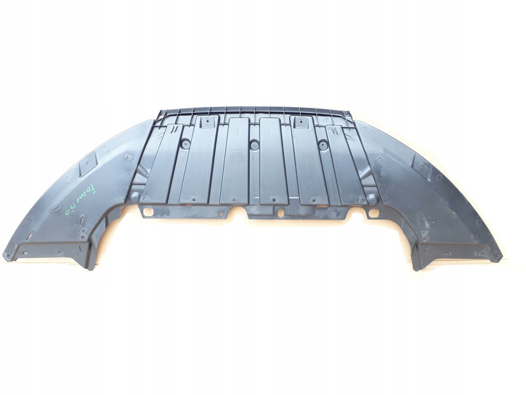 Новый бампер спойлер низ  решётка нижняя бампера ford focus mk3 рестайлинг  2015-18 Недорого